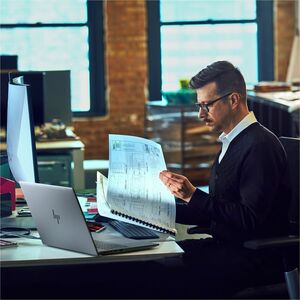 Zbook Power G11 R7-8845 HS 32GB DDR5-5600 1TB SSD 16 Inch WUXGA Touch Screen Wi-Fi 6E +BT 5.3 RTX 1000 Windows 11 Pro 3/3/