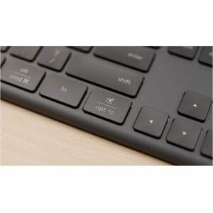 Logitech Signature Slim K620 Keyboard - Cable Connectivity - USB Type C Interface - English (US) - Graphite - Scissors Key