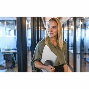 Pro Wired Speakerphone - SP325 - Wired - Zoom, Microsoft Teams - Omni-directional Microphone(s) - 60 mm/Dynamic Speaker(s)