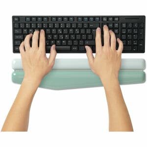 Kensington Duo Gel Keyboard Wrist Rest - Green - 0.81"" (20.50 mm) Height x 17.72"" (450 mm) Width x 4.10"" (104.20 mm) De