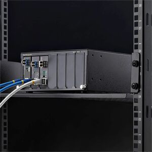 StarTech.com 7 Schlitz Medienkonverter-Gehäuse - Schwarz - TAA-konform - Rackmount