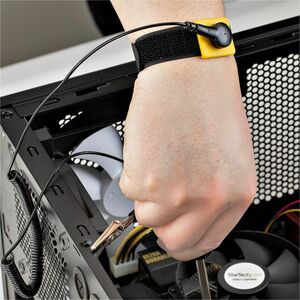 StarTech.com ESD-WRIST-STRAP. Produktfarbe: Schwarz, Einführungsresistanz: 1 MΩ, Stecker: 1 x Banana, 1 x Alligator, 1 x S