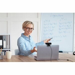 Kensington Pro W2050 Webcam - 30 fps - USB - 1920 x 1080 Video - Auto-focus - 92° Angle - Microphone - For Notebook, Deskt