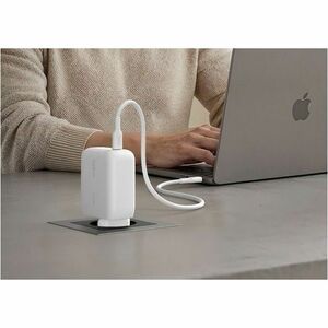 Belkin BoostCharge 100 W Wechselstromadapter - 100 W