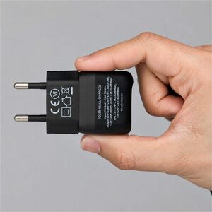 StarTech.com 30 W AC Adapter - Universal Adapter - 1 USB Type-C - For Phone, Tablet, iPhone, iPad Pro, iPad Air - Europe -