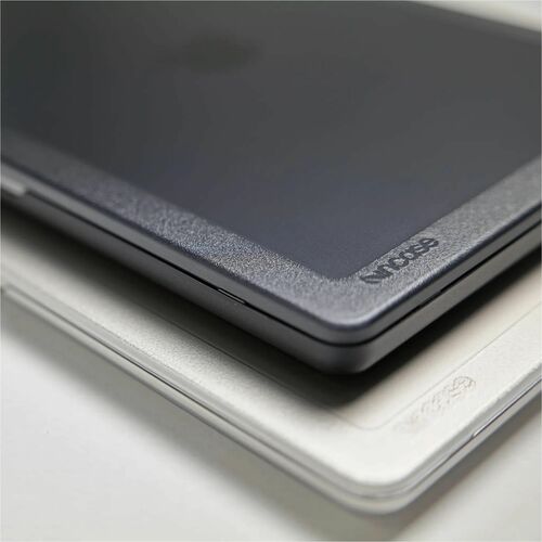 Incase Edge Hardshell Case for Apple MacBook Pro - Clear - Matte - Scratch Resistant, Fingerprint Resistant, Bump Resistan