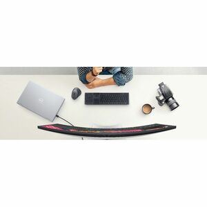 DELL Precision 7780. Product type: Mobile workstation, Form factor: Clamshell. Processor family: Intel® Core™ i7, Processo