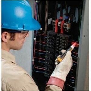 Fluke 1AC II Non-Contact Voltage Tester - Voltage Testing - 2Number of Batteries Supported - AAA - Battery Included - Alka