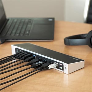 StarTech.com Triple Monitor USB 3.0 Docking Station for Laptops - Mac & Windows - USB Fast Charge Port - Up to 4K - USB3DO