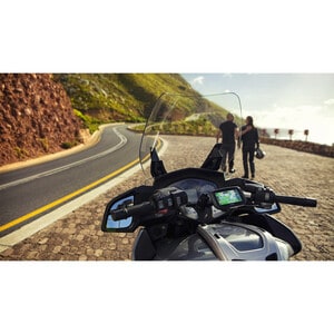 Navigatore GPS per motocicletta TomTom RIDER 550 - Montabile - 10,9 cm (4,3") - Touchscreen - Fotocamera, Microfono - Text