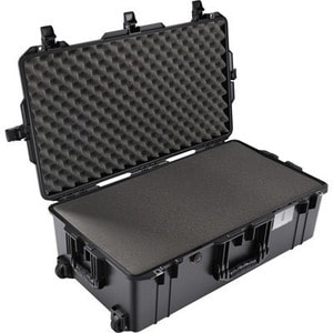 Pelican 1535 Air Carry-On Case - Internal Dimensions: 20.39" Length x 11.20" Width x 7.21" Depth - External Dimensions: 22