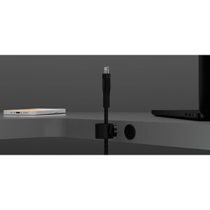 Belkin BoostCharge Pro Flex 2,01 m Lightning/USB Datentransferkabel - Cable for iPhone, iPad, iPod, iPad Pro, iPad Air, iP