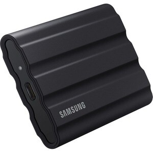  SSD Externe T7 Shield Samsung 2To Noir MU-PE2T0S, vitesse de lecture jusqu'à 1050 Mo/s, résiste aux chutes jusqu'à 3m, IP65