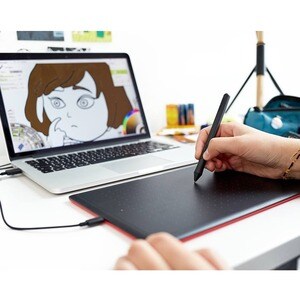 Wacom One by CTL-672 Tableta gráfica - 2540 lpi - Cable - Negro, Rojo - 216mm x 135mm Active Area - 2048 Nivel de presión 