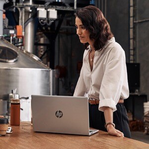 Portátil - HP ProBook 450 G9 39,6 cm (15,6") - Full HD - 1920 x 1080 - Intel Core i7 i7-1255U - 16 GB Total RAM - 1 TB SSD