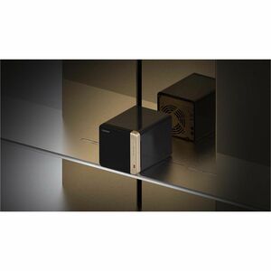 QNAP Turbo NAS TS-464-8G 4 x Gesamtzahl Einschübe SAN/NAS-Speichersystem - 4 GB Größe Flash-Speicher - Intel Celeron N5095