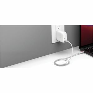 Belkin 1 m USB-C Datentransferkabel - 1 / Pack - Cable for Tablet, Smartphone, MacBook, iPad, Spielkonsole - Zweiter Ansch