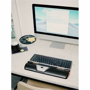 Contour Ultimate Workstation Red Keyboard & Mouse - Wireless Keyboard - English (US) - Wireless Roll Bar Mouse - Symmetric