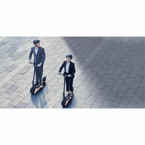 Xiaomi Electric Scooter 4 Pro 2nd Gen. Tipo: Monopattino classico, Colore del prodotto: Nero, Velocità massima: 20 km/h. C