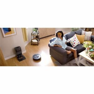 Robot Vacuum Cleaner Roborock Q5 Max+ senza filo - Nero - 60 W Motore - 770 mL Capacità polvere - Batteria - Batteria rica