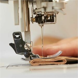 Brother TY600C Sewing Machine - 50 Built-In Stitches - Automatic Threading - Sewing, Home