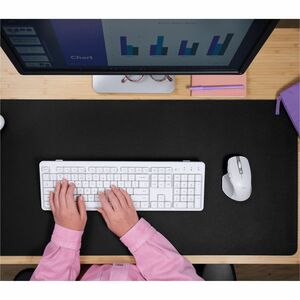 Trust Benya Desk Pad - Rectangular - 900 mm Width430 mm Depth - Polyvinyl Chloride (PVC), Vegan Leather - Black