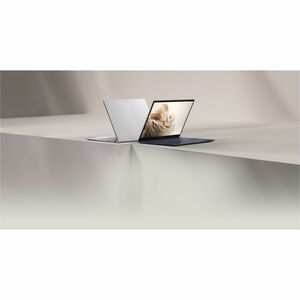Asus Zenbook 14 OLED UX3405 UX3405CA-PP257W 35.6 cm (14") Notebook - 3K - Intel Core Ultra 9 285H - Intel Evo Platform - 3
