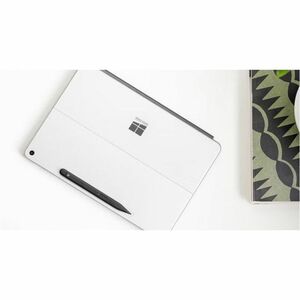 Microsoft Surface Pro 12 (2025) Copilot+ PC Tablet - 30.5 cm (12") - Qualcomm Snapdragon X Plus - 16 GB - 256 GB Storage -