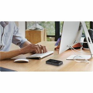 TP-Link M8550 Wi-Fi 6E IEEE 802.11 a/b/g/n/ac/ax 1 SIM Mobilfunk Modem/Wireless Router - 5G - HSPA+, HSPA, WCDMA, LTE - Tr