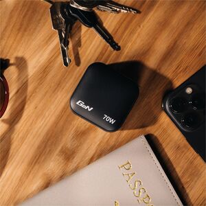Adattatore CA Verbatim Mini - 1 Confezione - Adattatore universale - 1 USB - 2 USB Type-C - Per Computer portatile, Tablet