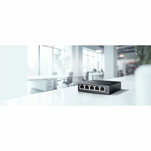 TP-Link Omada ES205G 5 Ports Manageable Ethernet Switch - Gigabit Ethernet - 10/100/1000Base-T - 2 Layer Supported - Twist