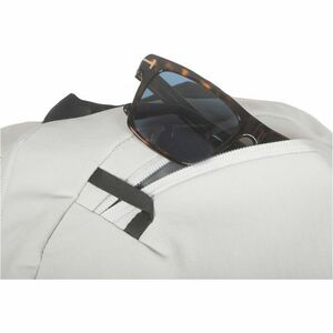 Targus Terra EcoSmart TBB66004GL 便携包 (背包) 用于 38.1 cm (15") 到 40.6 cm (16") 笔记本电脑 - 灰 - 防水外壳 - 塑料 Body - 肩带, 推车带, 手柄 - 425 