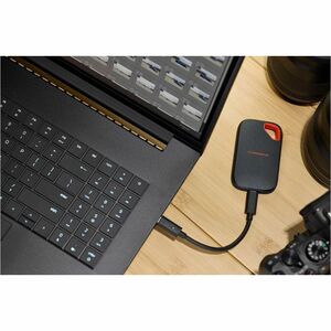 SanDisk Extreme Portable SDSSDE70-4T00-G25 4 TB Portable Solid State Drive - External - USB Type A, USB Type C - 256-bit A