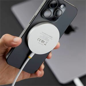 StarTech.com Induction Charger - White - 1 - For Mobile Device, iPhone, Qi-enabled Device - 5 V DC, 9 V DC, 12 V DC, 15 V 