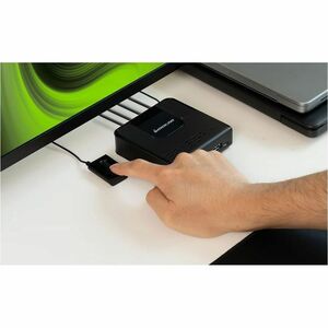IOGEAR 4x4 USB 3.0 Peripheral Sharing Switch - USB 3.0 Type B - External - 4 USB Port(s) - 4 USB 3.0 Port(s) - PC, Mac, Linux