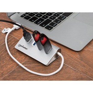 USB-A 4-Port Hub, 4x USB-A Ports, 5 Gbps (USB 3.2 Gen1 aka USB 3.0), Bus Powered, Fast charging up to 0.9A, Equivalent to 