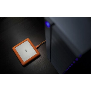 LaCie Rugged RAID Shuttle STHT8000800 Sistema de armazenamento DAS - 8 TB HDD Portátil - 8 TB Installed HDD Capacity - Ade