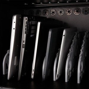 V7 Charge Cart - 30 Devices - UK Plug - Secure, Store and Charge Chromebooks, Notebooks and Tablets - Push Handle Handle -
