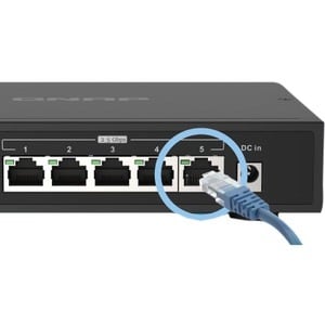 QNAP QSW-1105-5T 5 Ports Ethernet Switch - 2 Layer Supported - 12 W Power Consumption - Twisted Pair - Desktop