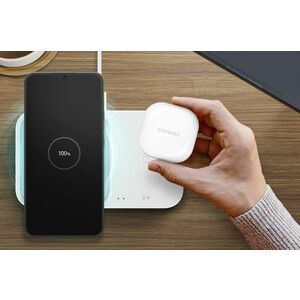 Samsung Super Fast Wireless Charger Duo (with Adapter and Cable) - 9 V DC Input - Input connectors: USB - LED Indicator, S