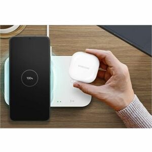 Samsung Induction Charger - For Smartphone, Smartwatch, Earbud, iPhone - 9 V DC Input - Input connectors: USB - Proprietar