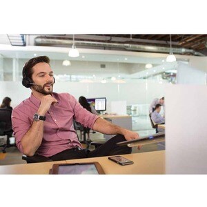 Poly Voyager Focus UC B825-M 有线/无线 头戴式, 入耳式 立体声 耳机 - Microsoft Teams Certification - 双声道 - 头戴护耳式 - 3000 cm - 蓝牙 - A 型 USB