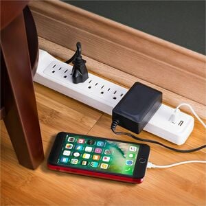 CyberPower P704URC1 Home Office 7 - Outlet Surge Protector with 2000 J Surge Suppression - Clamping Voltage 600V, 4 ft Cor