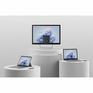 Surface Laptop 6 for Business 13.5" - Ultra 7 165H - 16GB RAM - 256GB SSD - Platinum - Windows 11 Pro