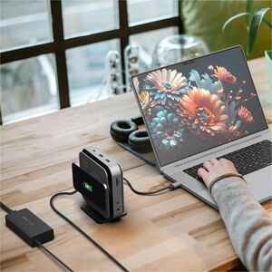 j5create JCD3199P USB Type C Docking Station for Smartphone, Notebook, Monitor, TV - Charging Capability - Memory Card Rea