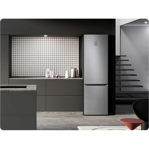 Congelatore/Freezer Samsung RB38C600DSA 390 L - Installazione libera - Argento - Argento - Digital Inverter Compressor - S