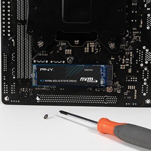 PNY Solid State-Laufwerk - M.2 2280 Intern - 500 GB - PCI Express NVMe (PCI Express NVMe 4.0 x4) - Desktop-PC, Notebook Un