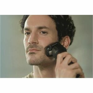 Panasonic ES-LV6U Shaver - Black - 5 x Stainless Steel Blades - 0.83 Hour Maximum Battery Run Time - 1 Hour Maximum Batter