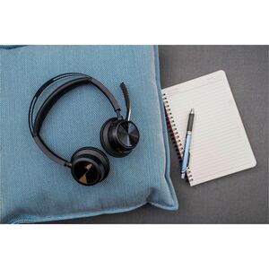Poly Voyager Focus 2-M Kabel/Kabellos Auf den Ohren, Kopfbügel Stereo Headset - Schwarz - Siri, Google Assistant - Binaura