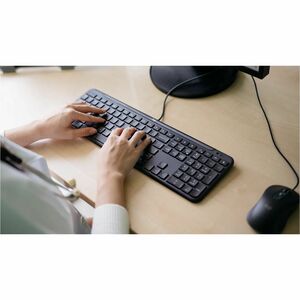 Logitech Signature Slim MK620 Keyboard & Mouse - QWERTY - Pan-Nordic - USB Type C Scissors Cable Keyboard - Keyboard/Keypa